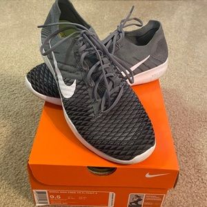 Nike Women’s Free TR Flyknit 2